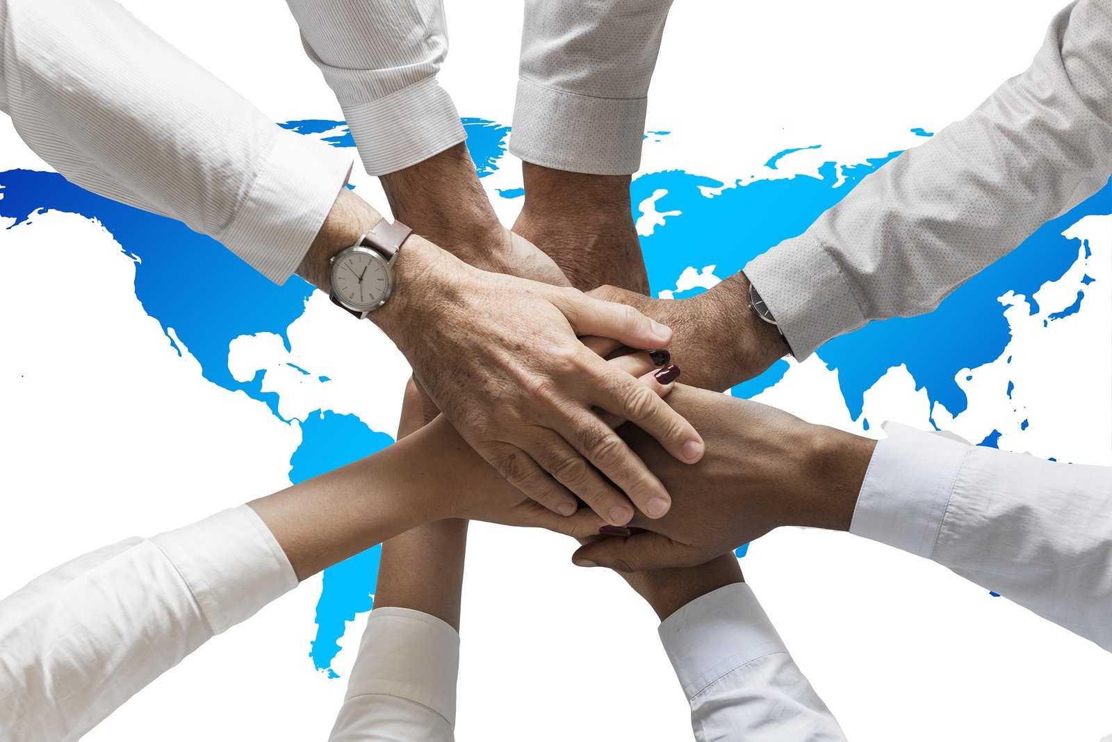 hands-3331216_1920 partners